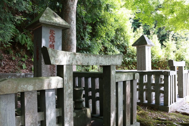 福知山城主の 墓所